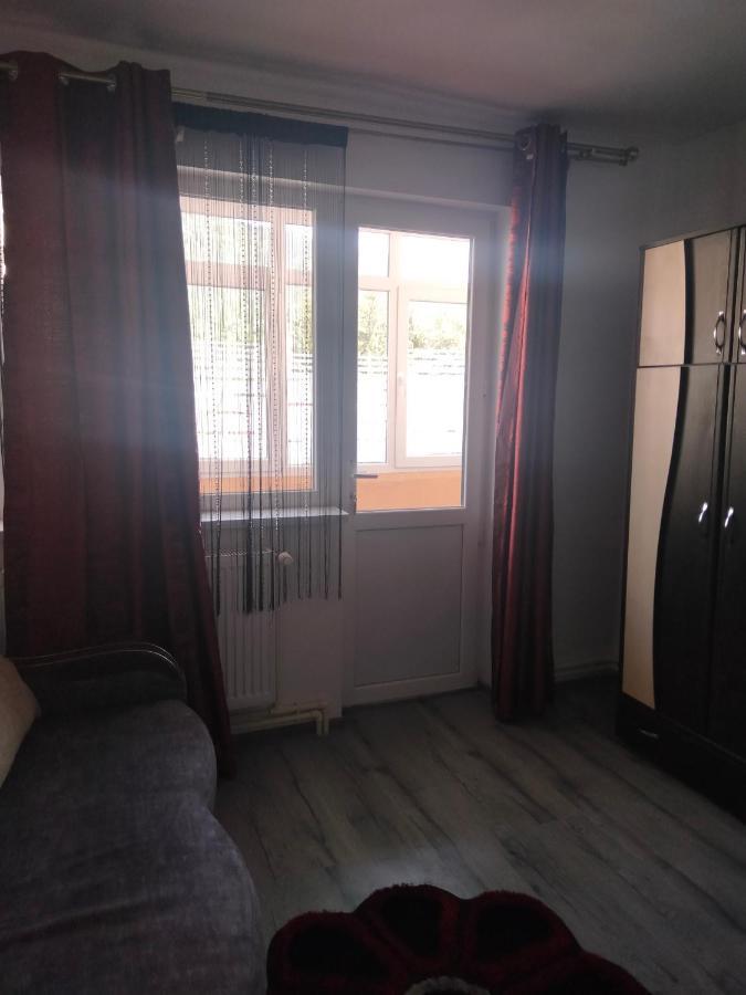 Apartament Geo Nehoiu Buitenkant foto