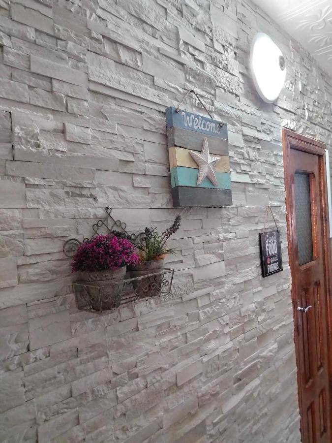 Apartament Geo Nehoiu Buitenkant foto
